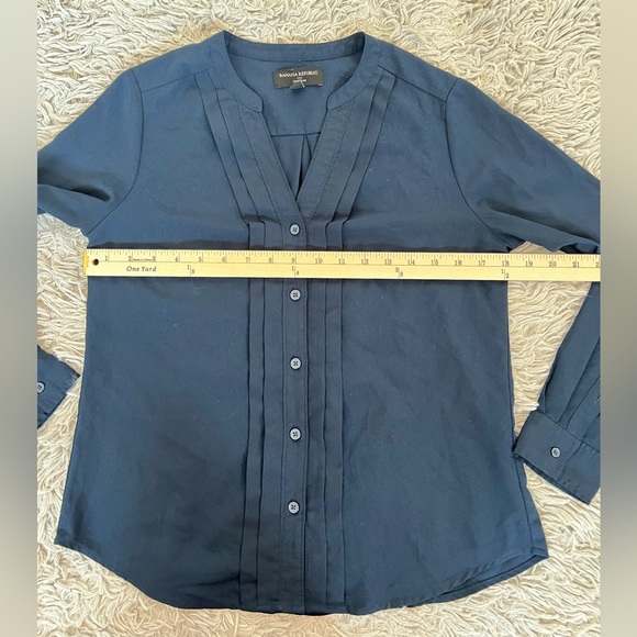 Banana Republic Classic Fit V-Neck Navy Blue Women’s Blouse Size SP - Picture 8 of 13